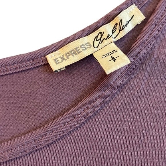 EXPRESS One Eleven Strappy Cold Shoulder Top - Picture 3 of 5